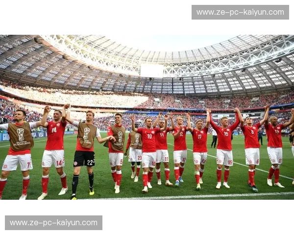 意式风情与北欧冷峻的碰撞:一场关于足球、文化与生活的跨界对话 意式风情与北欧冷峻的碰撞:一场关于足球、文化与生活的跨界对话